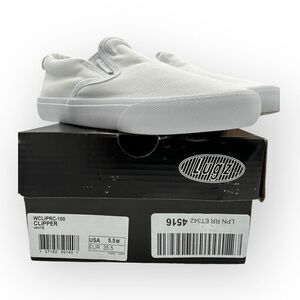 Lugz Womens Clipper Slip On Canvas Sneakers Shoes White Size 5.5M